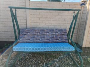 Felújított hintaágy